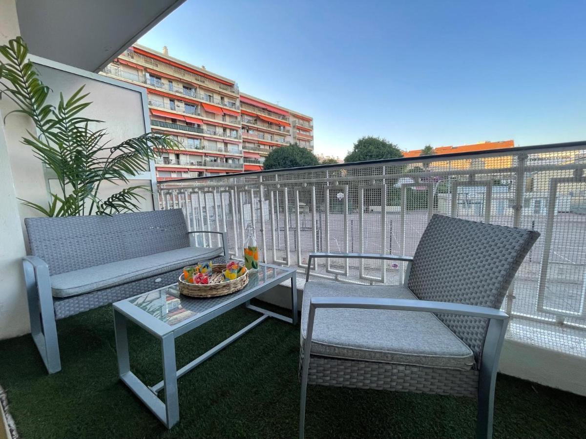 Comfortable Apartment With Parking - Antibes Riviera Екстериор снимка