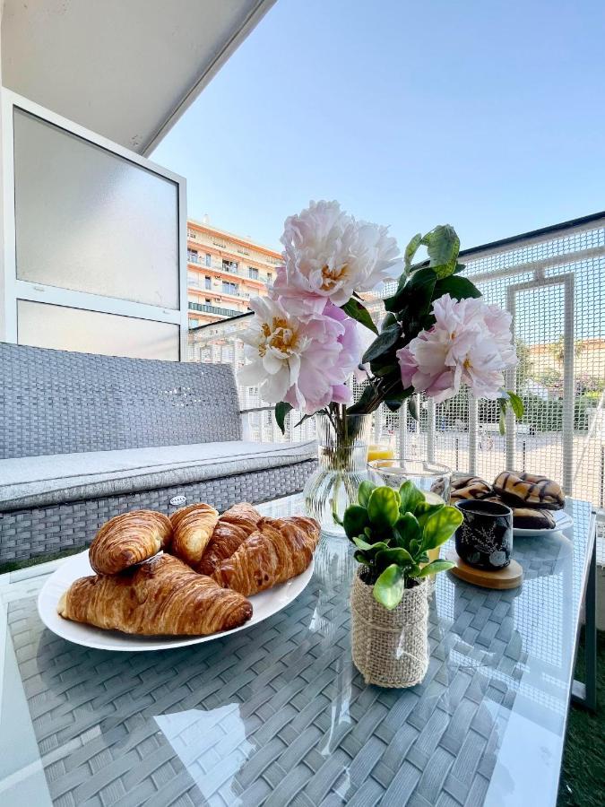 Comfortable Apartment With Parking - Antibes Riviera Екстериор снимка